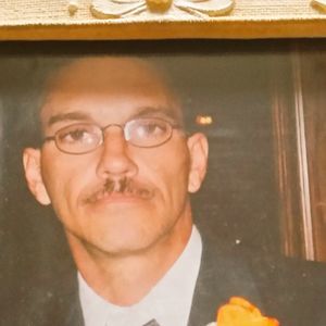 Meet your Posher, Tom